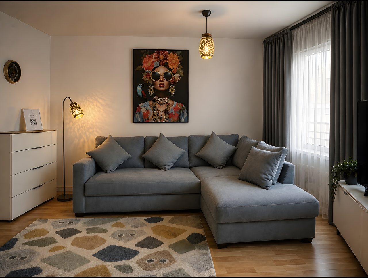 Wohnbereich mit Sitzecke und Wandbild, Near Airport Berlin-Schönefeld in Schönefeld, Brandenburg