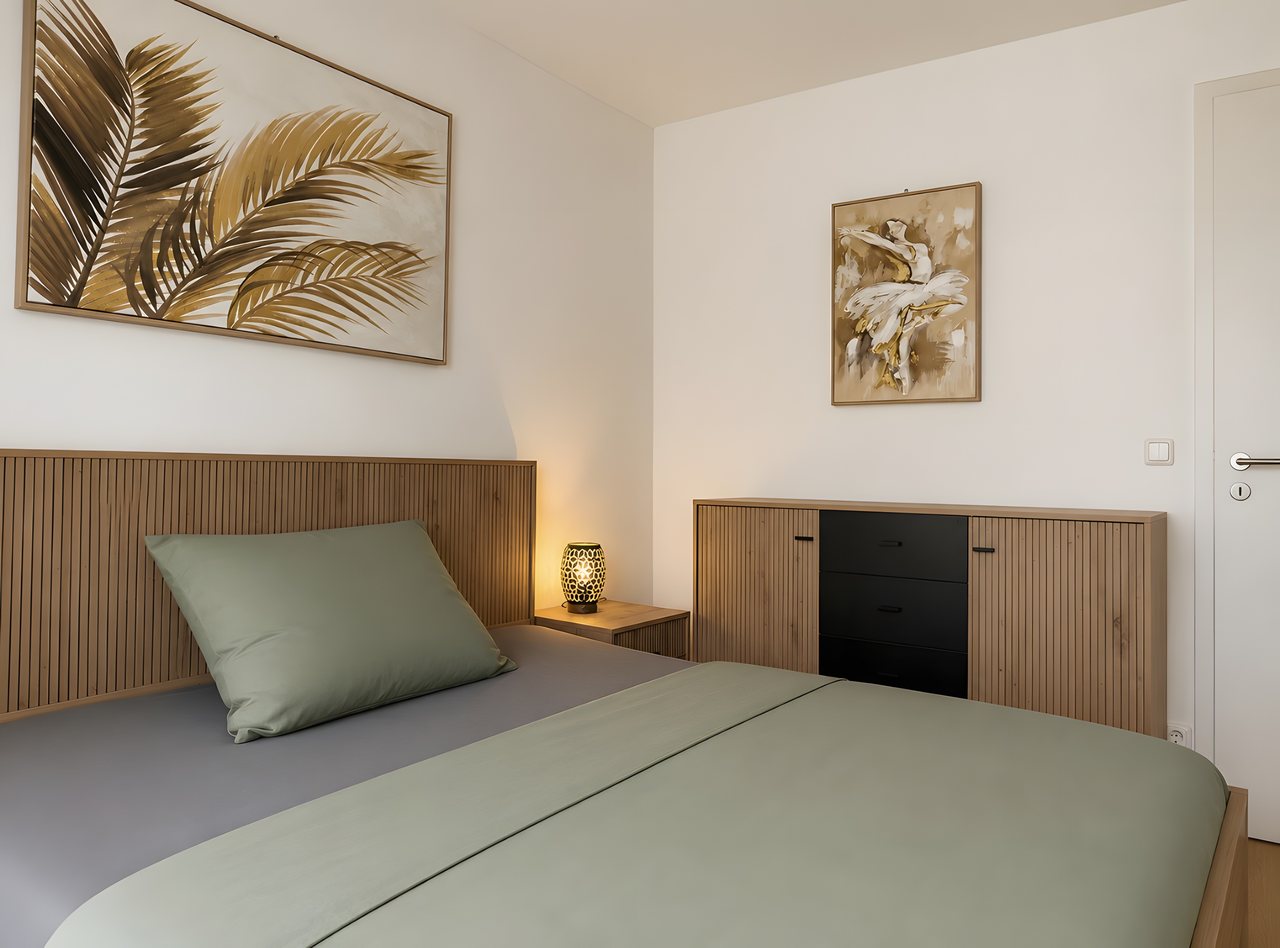 Schlafzimmer mit Doppelbett, Near Airport Berlin-Schönefeld in Schönefeld, Brandenburg