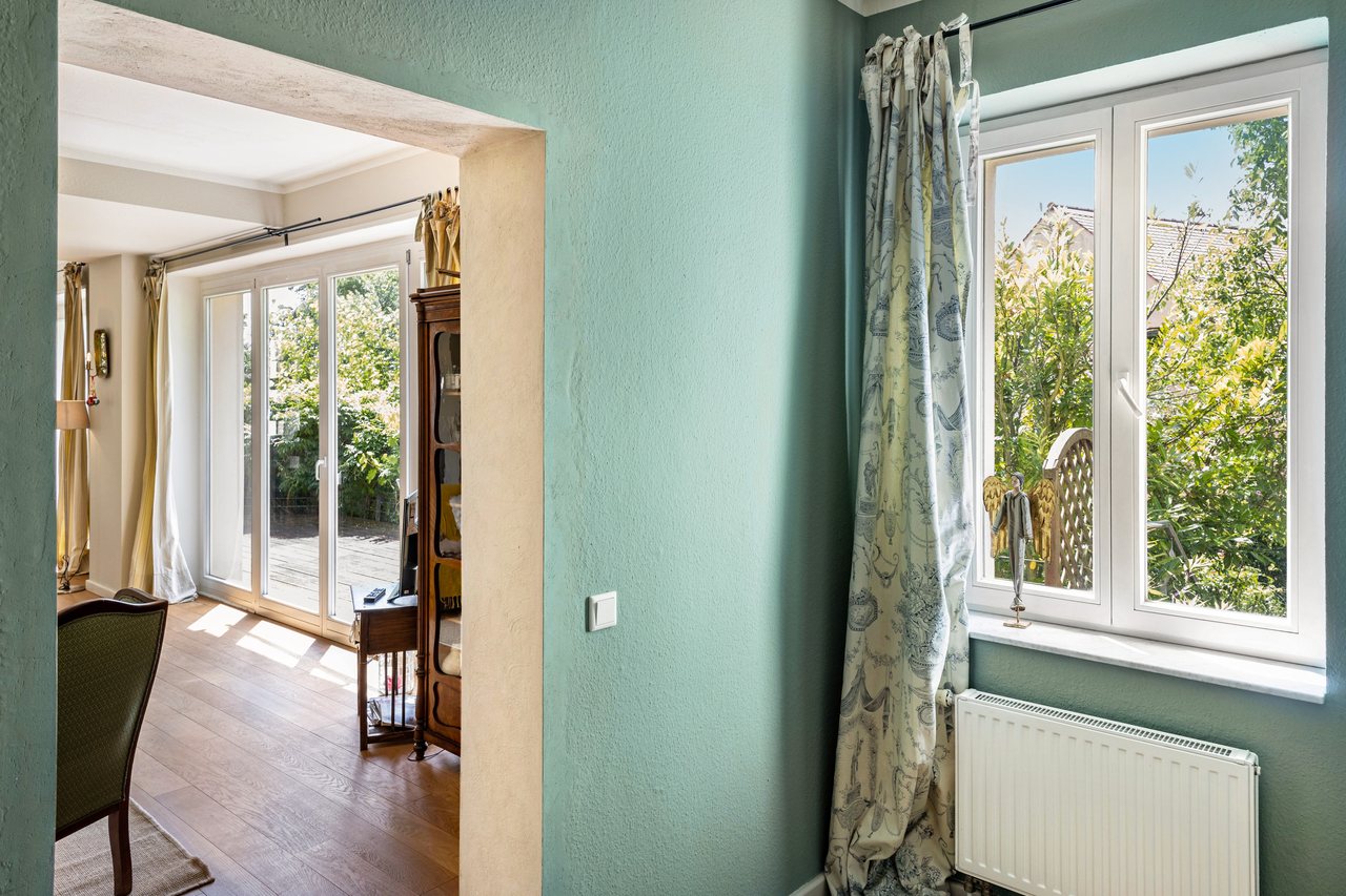 Zimmer mit Blick in den Garten, Radfahren Haus auf der Insel Werder in Werder, Brandenburg